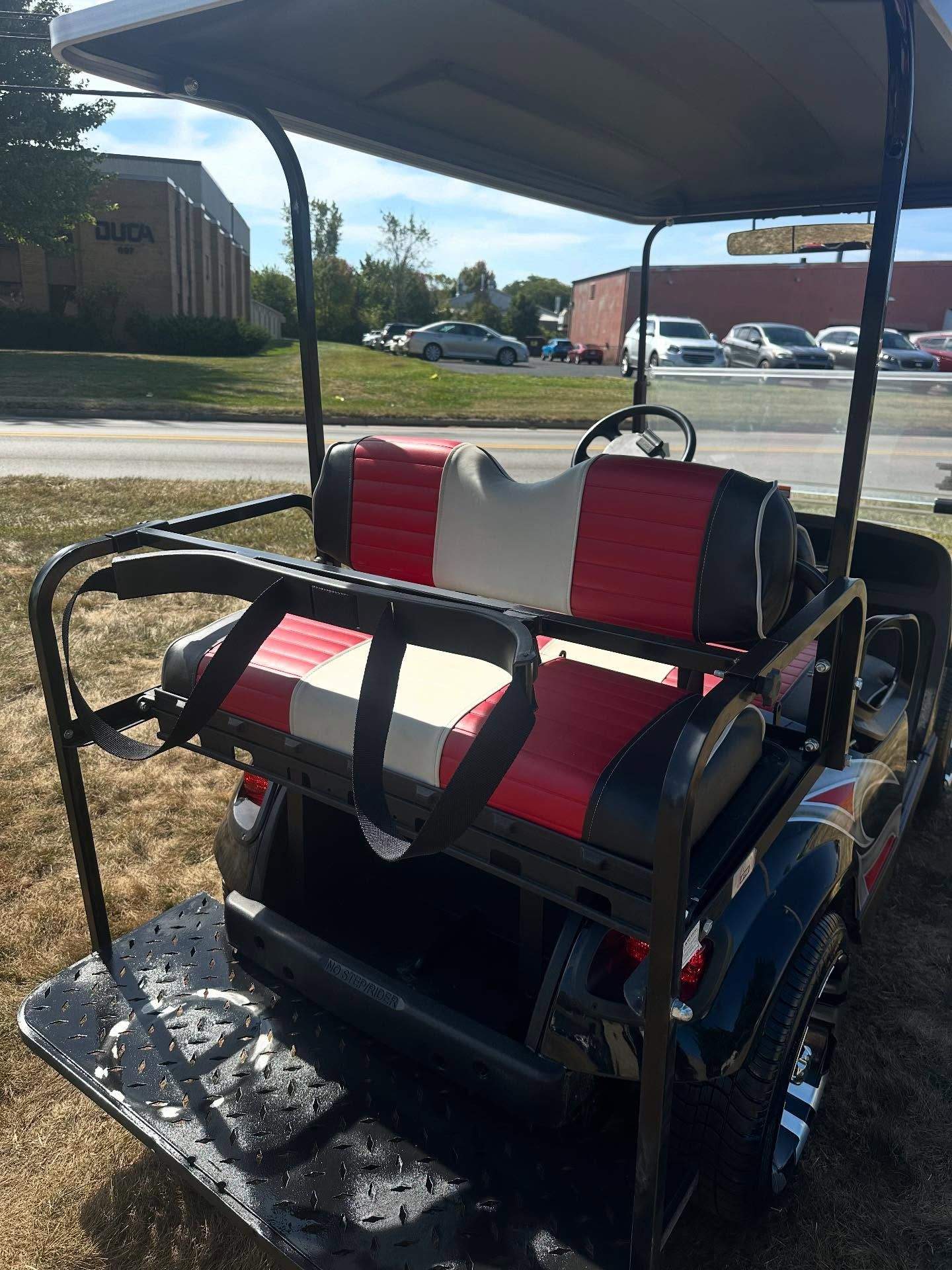 Buggy de golf eléctrico E-Z-GO TXT 48V miniatura 6